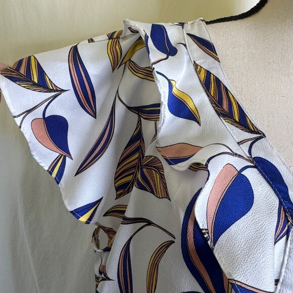 Liz Claiborne Plus Size Blouse/Top Women's Size 2X Flutter Sleeve Leaf Print - Picture 3 of 7